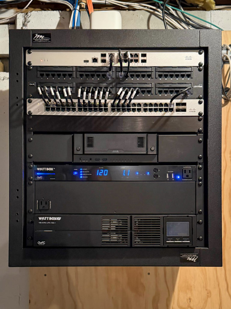 Comcast vs. Ubiquiti vs. Meraki: The Best Network for Your Home